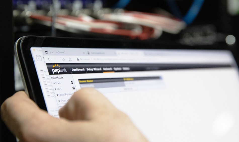 Peplink triển khai giải pháp bảo mật mạng cho chuỗi phòng khám y tế tại châu Âu (4)